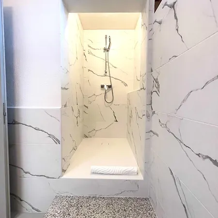 Domus Alba